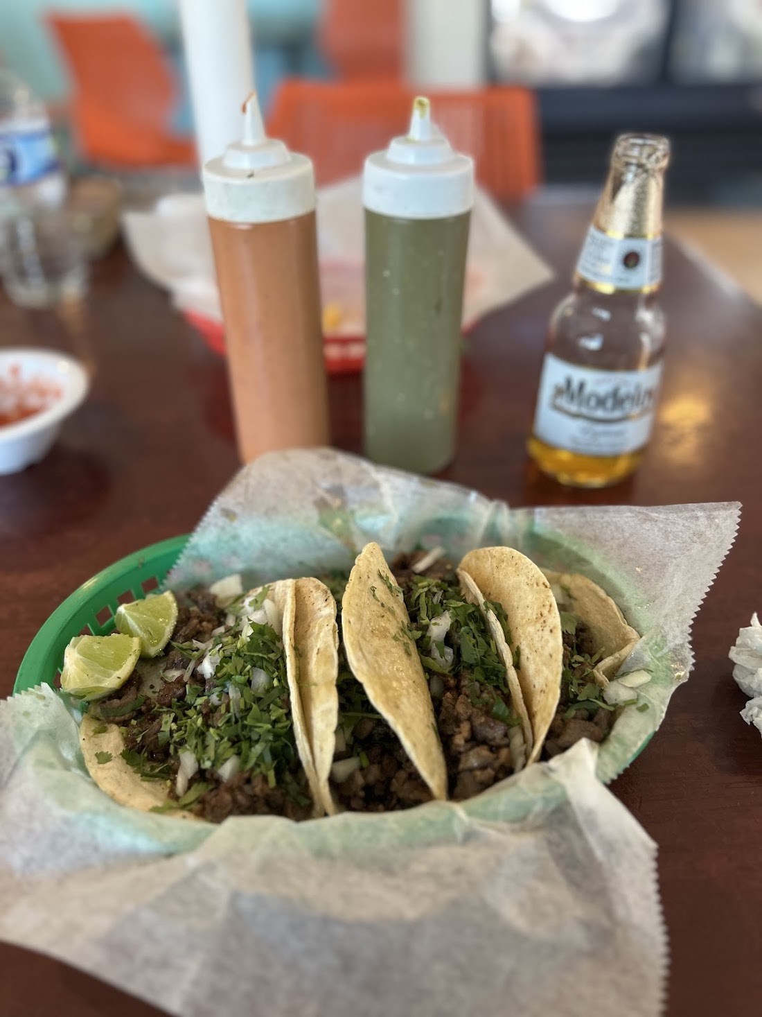 El Paraiso Restaurant y Taqueria
